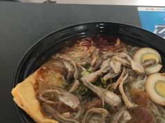 -花溪巷牛肉粉(泉城路店)