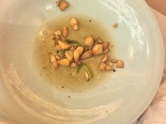 -荷花亭·湖北融合菜(中商广场店)
