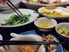 -凤凰湘语·平价海鲜餐厅(浦东旗舰店)