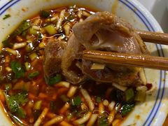 -云南印象昭通天麻火腿鸡(新疆石油花园二期店)