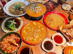 -先启半步颠小酒馆(白麓里店)
