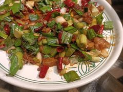 -云海肴·汽锅鸡·云南菜(天山百盛优客店)