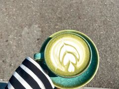 -ommo cafe(半岛城邦店)