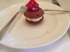 -Salon de Ville浦江汇(上海外滩华尔道夫酒店店)