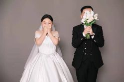 -索菲亚婚纱摄影