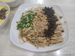-邓老汉燃面村(水井街店)