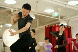 -柏姿舞蹈工作室