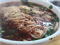 -马德元纯汤牛肉面(太奥广场店)