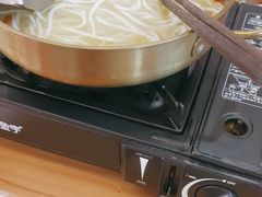 -小椒羊.羊肉粉 龙虾 羊肉串(新地旗舰店)
