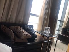 -上海漕河泾万丽酒店