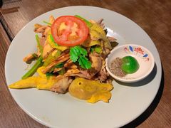 越式盐焗麻油鸡-大头虾越式风味餐厅(光明广场店)