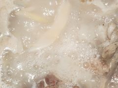 -三人行骨头王火锅(长寿店)
