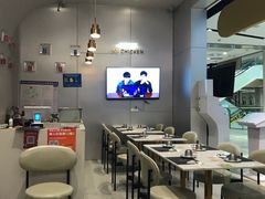 大堂-博姆炸鸡精品餐厅(常发广场店)