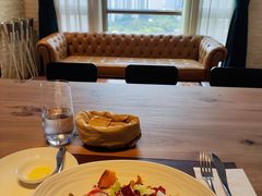 餐前面包-THE CLUBHOUSE(G公寓酒店)