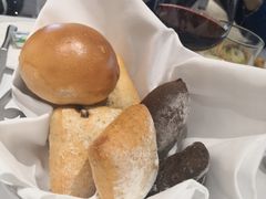 -鲜艳西餐厅(衡山路十二号华邑店)