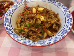 辣炒青蛙-三只鸟本地特色菜馆(上饶总店)