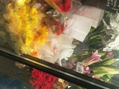 -万卉源鲜花店(百尚生活广场店)