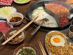 -萍姐火锅·公路夜市(武汉首店)