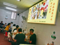 大堂-津品味小吃(大学湾店)