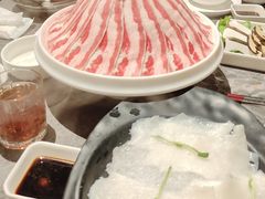 -德天肥牛海鲜火锅(城西银泰店)