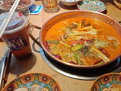 -洱火云南酸菜牛肉火锅(石景山当代商城店)