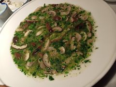 荠菜烩双菇-姜君·千岛湖鱼头馆(浦东大道店)