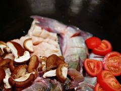 -老刘生态大鱼坊铁锅炖鱼(赛马场店)