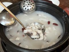 -鸿渡渔庄·特色鸭咀鱼