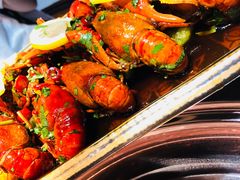 -沪小二炭火蛙锅(淮海中路美食不夜城店)