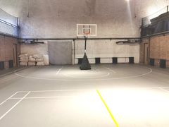 篮球场-金岳台私汤温泉度假山庄·创意餐厅(昌平十三陵店)