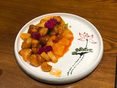酸甜菠萝猴头菇-十二舍·湯物素煮(江泰潤政店)