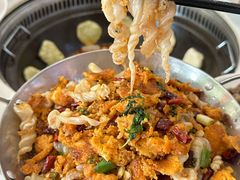-丹水桥地锅鱼·翘嘴鲌·地方特色全鱼宴(丹江口大坝店)