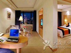 -武汉新华大饭店