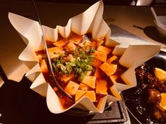 -穹六人间 people 6(岳阳路店)