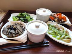 -优护佳月嫂育儿嫂中心(静安店)