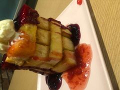 -街角等你.大连海鲜烧烤.经典铁板海鲜串(西安路店)