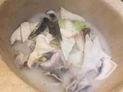 -滇香肴·云南菜蒸汽石锅鱼(云南北路店)