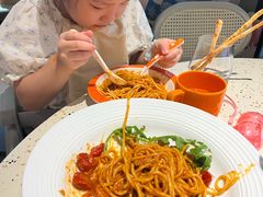 -必胜客(WOW中心城店)