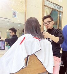 -SOLO Hair Salon