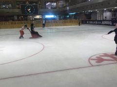 -奥山冰场(奥山世纪城店)