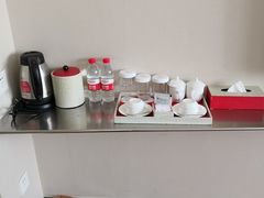 -杭州滨江宝龙城华美达酒店