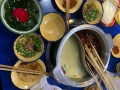 -马路边边·成都串串(翠柏路店)