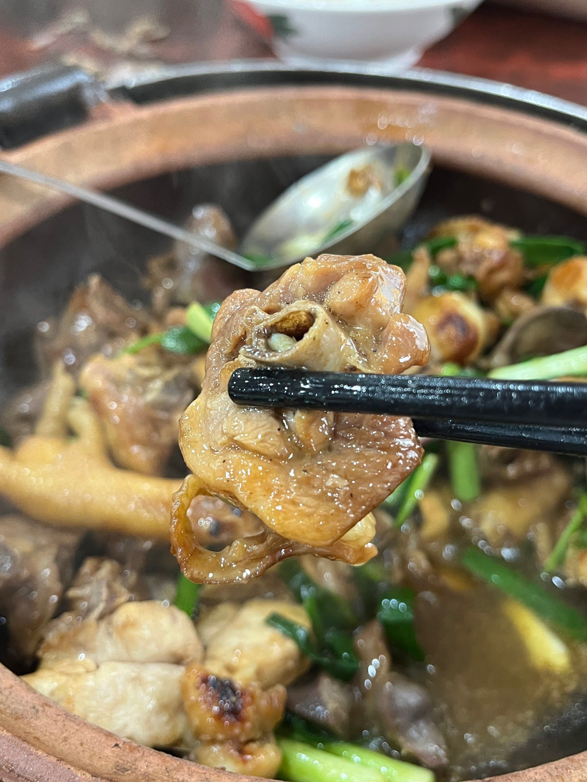 这家店回头客超多 |华仔土鸡煲