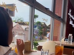 -必胜客(航洋国际店)