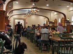 大堂-清真·玛丽亚新疆菜主题餐厅(浙江中路店)