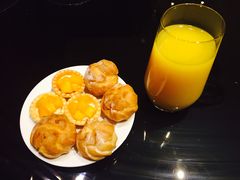 -广州汇华希尔顿逸林酒店
