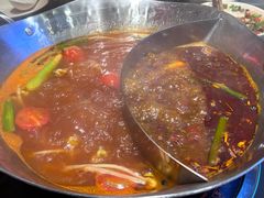 -由衷贵州酸汤牛肉火锅(新桥店)