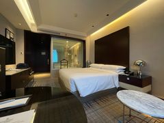 -上海龙之梦万丽酒店