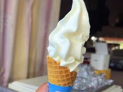 -古老冰山特色冰淇淋店(艾提尕尔店)