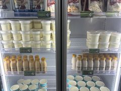 -正飞鲜奶(吐鲁番路店)